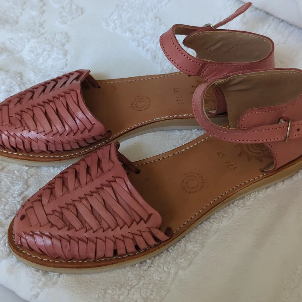 TROVA COLLECTION womens 8.5 HUARACHE VINTAGE HIPPIE SANDAL Handmade PINK Boho - Picture 2 of 4